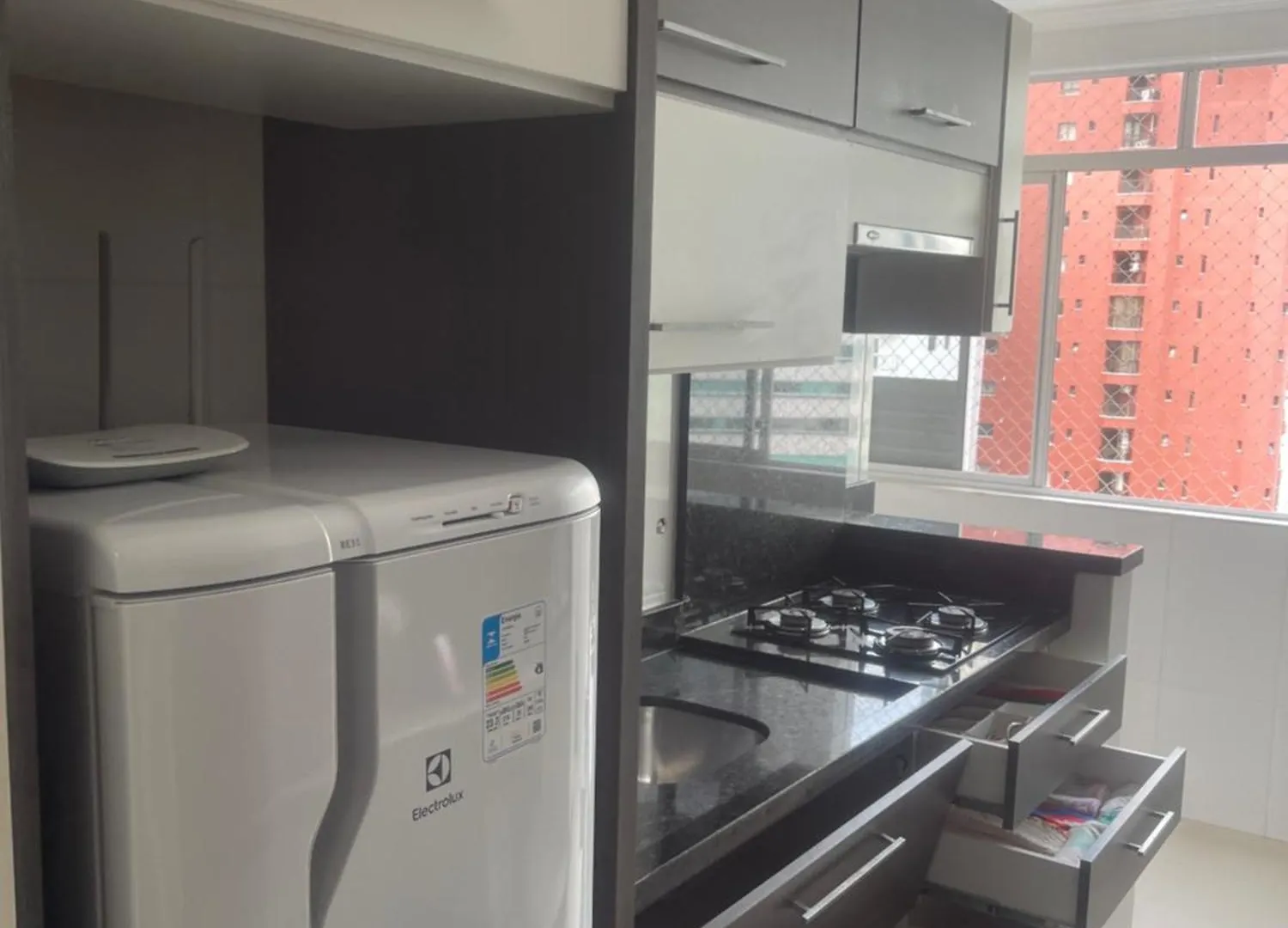 Ap De Fundos Em Condominio Beira Mar Com Garagem, Wifi E Tv A Cabo Balneário Camboriú